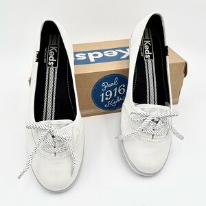 Keds Teacup White Canvas Shoes Women’s 9M New With Box